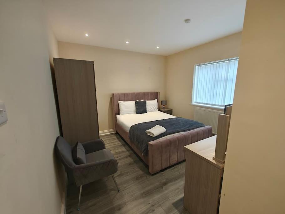 Luxury 5-Bed House Near Nec & Bhx Apartment Solihull Bagian luar foto